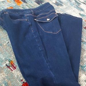 NWOT White House Black Market flared jeans size 10 short.